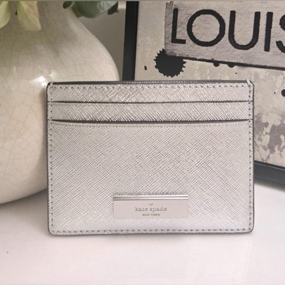 kate spade Accessories - Kate Spade Saffiano Leather Metallic Silver Card Holder NEW 🚫 Callouts Retail$89